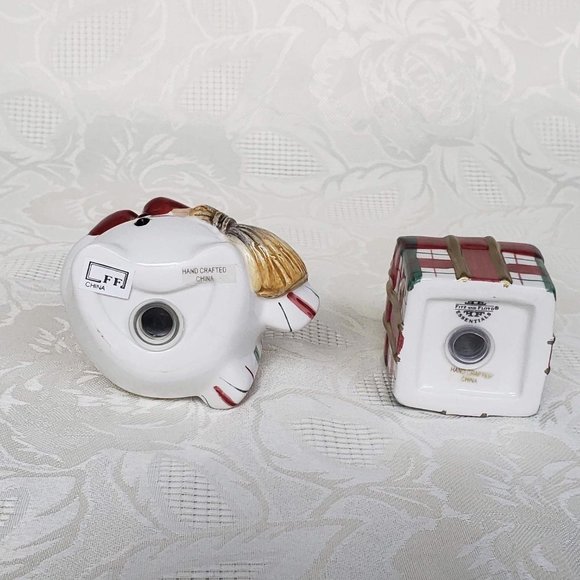 SALT & PEPPER Shaker ~~ Snowman and Gift, Fitz and Floyd Plaid Christmas - Picture 5 of 10